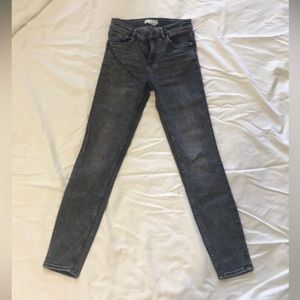 H&M grey jeans 25